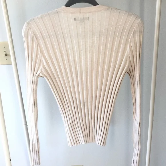 AEO button down cardigan - Picture 4 of 6